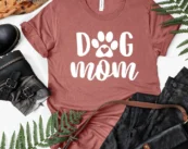 Dog Mom, Love Dogs Gift For Dog Mom T-Shirt