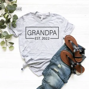Grandpa Promoted Est. 2022 T-shirt
