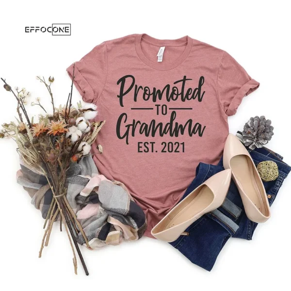Promoted To Grandma Est. 2021 Shirt Grandma 2021 Shirt Gift